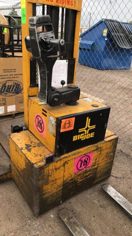 Big Joe Electric Walkie Stacker