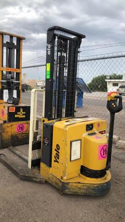 Yale Electric Walkie Stacker