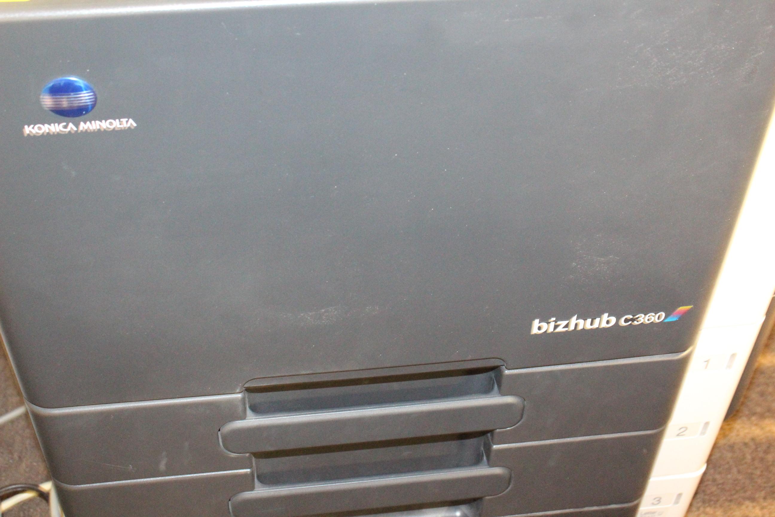 Konica Minolta BizHub C360 Workstation