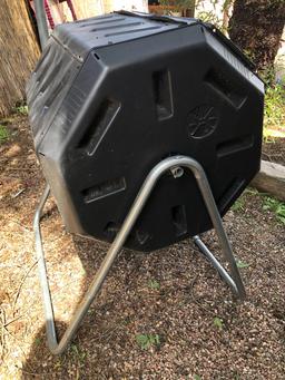 Outdoor Dual Chamber Tumbling Composter