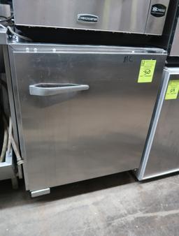 Traulsen undercounter refrigerator