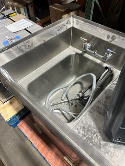 New Advance Tabco Stainless Steel Single Basin Sink