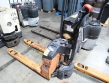 Global Industries electric pallet jack