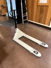 Crown Pallet Jack