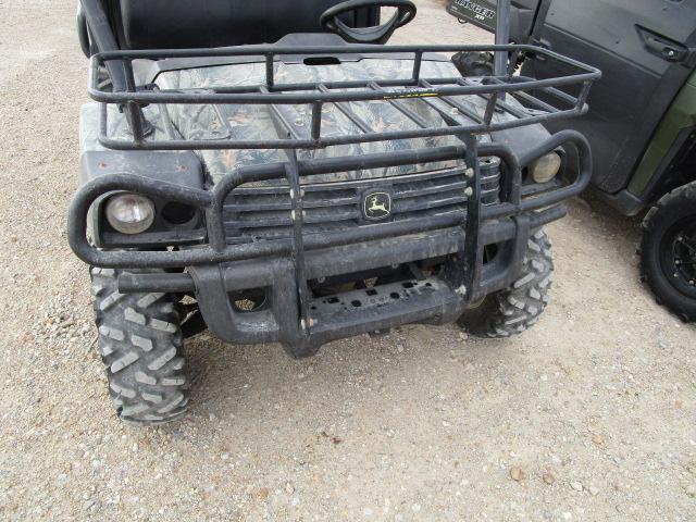 John Deere Gator 825I