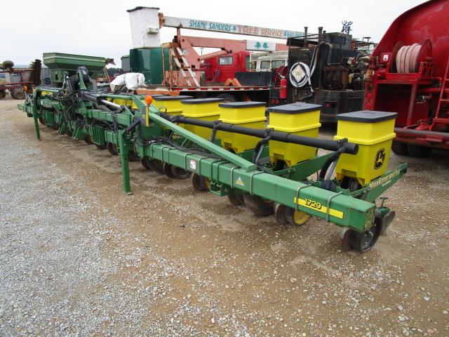 John Deere 1720 Planter