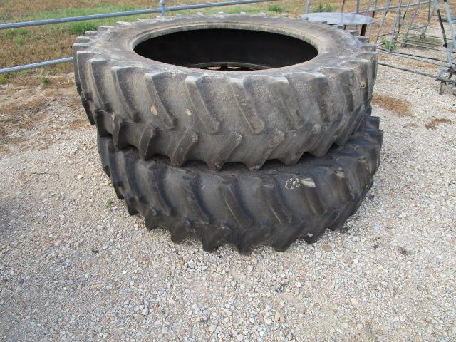 (2) 480/80R50 Tires