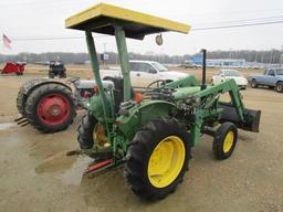 John Deere 850 Tractor