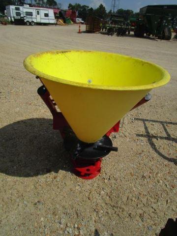 Behlen Country Poly Spin Spreader