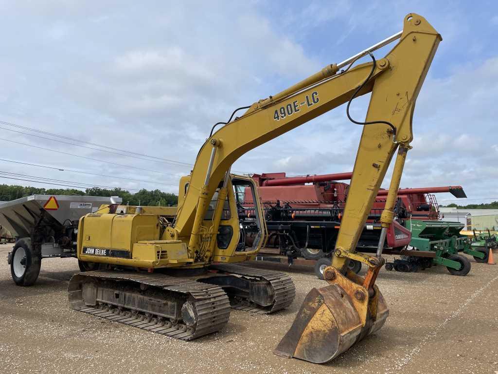 John Deere 490E-LC Excavator