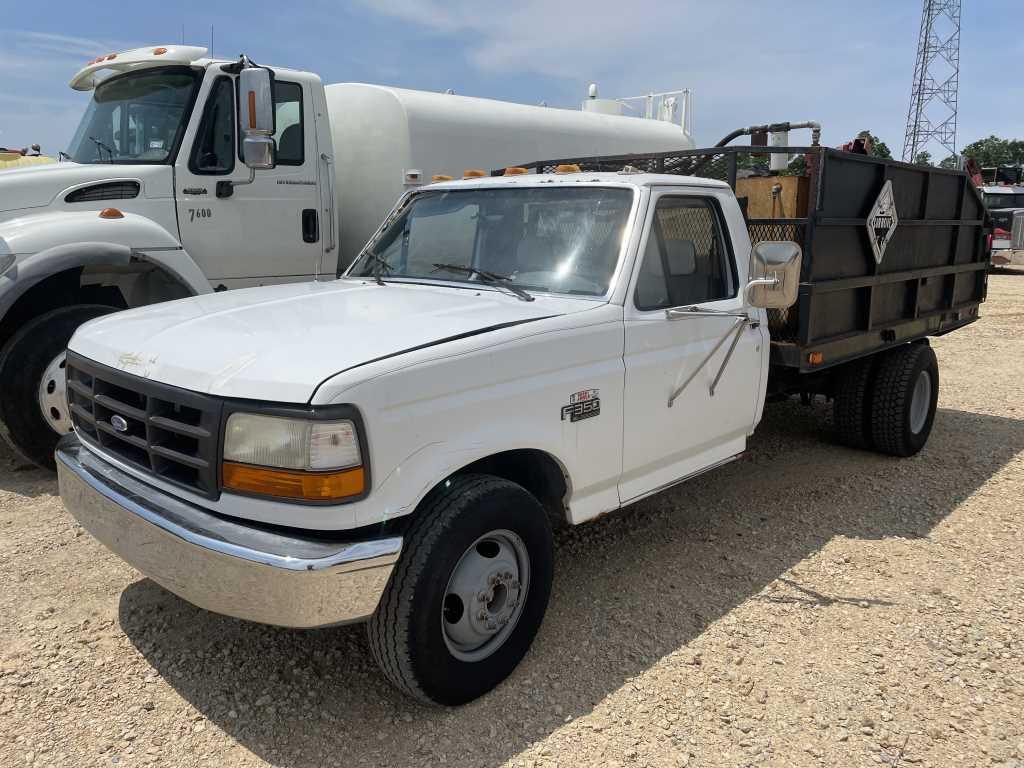 1995 Ford F-350 XL Flatbed Truck