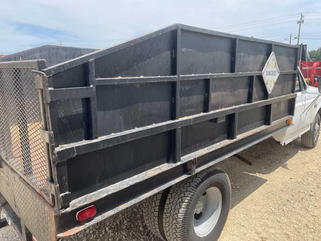 1995 Ford F-350 XL Flatbed Truck