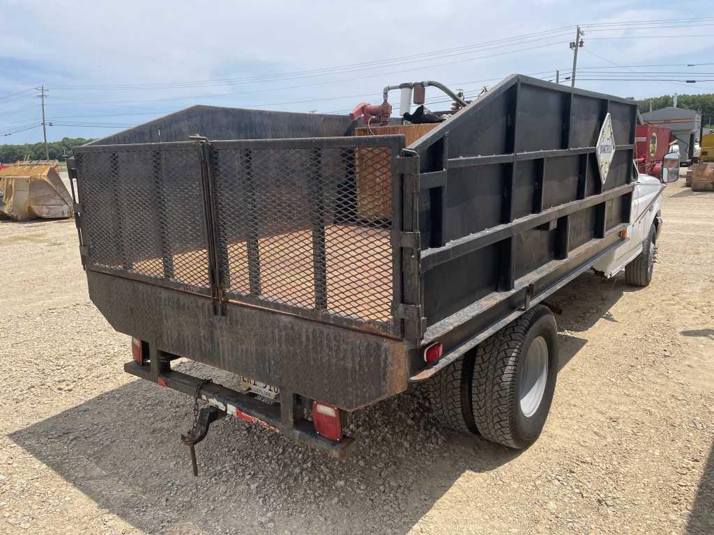 1995 Ford F-350 XL Flatbed Truck