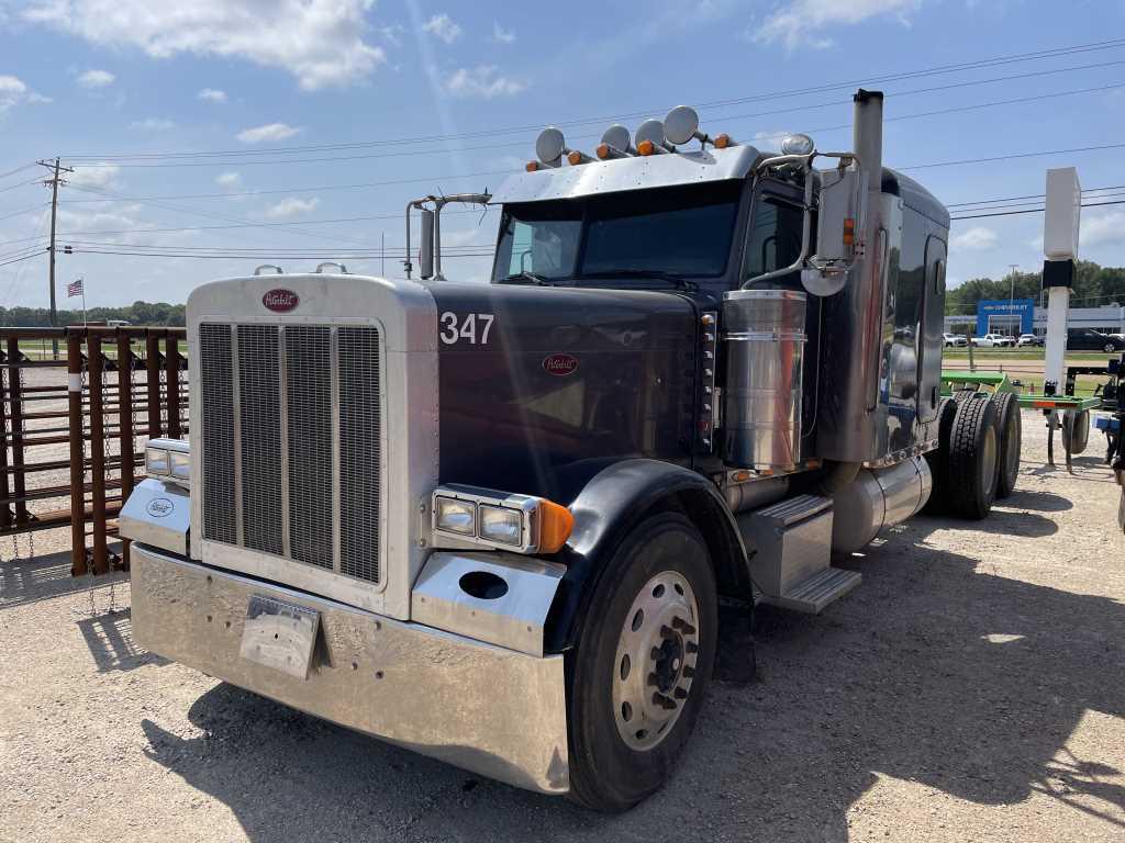 2005 Peterbilt 379 Truck Tractor