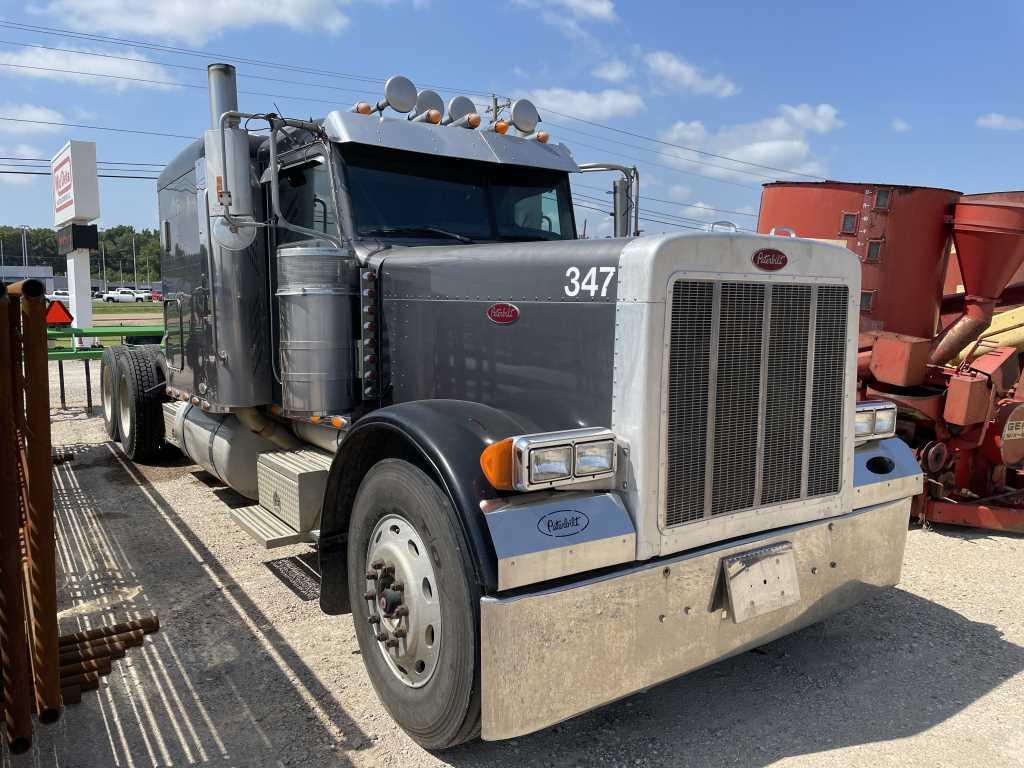 2005 Peterbilt 379 Truck Tractor