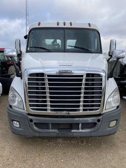 2012 Freightliner Cascadia Truck Tractor