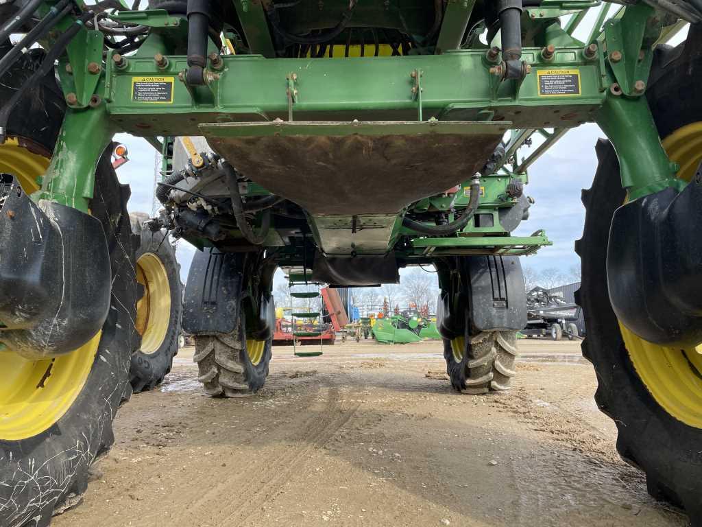 2015 John Deere R4023 Sprayer