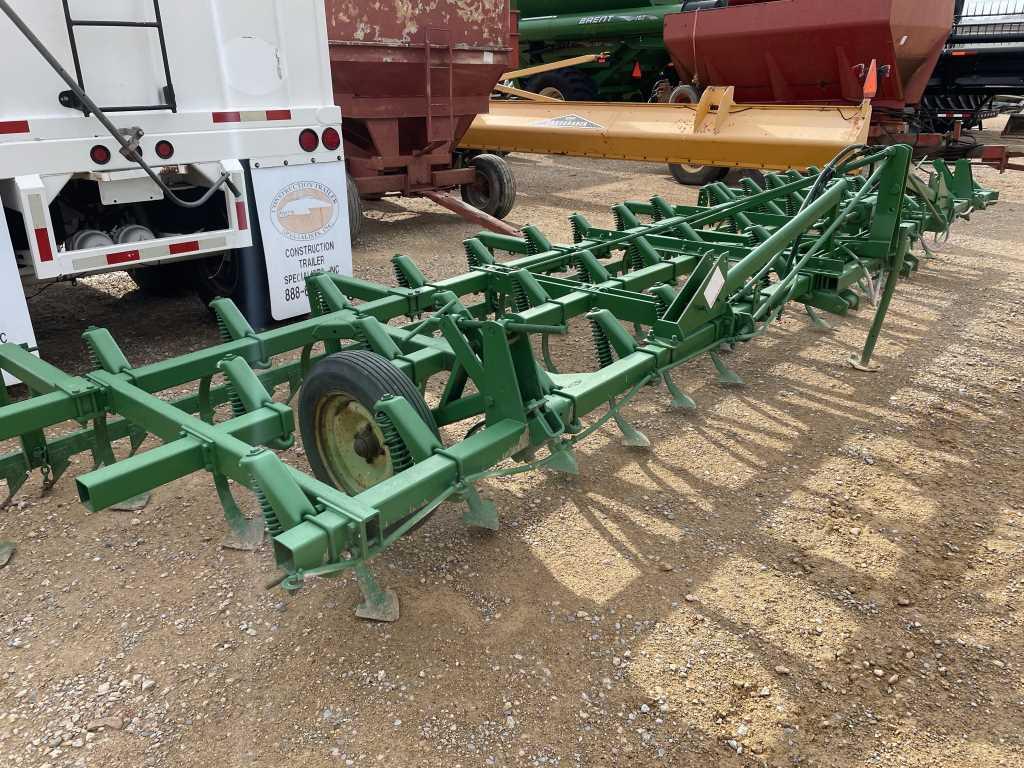 25’ Field Cultivator