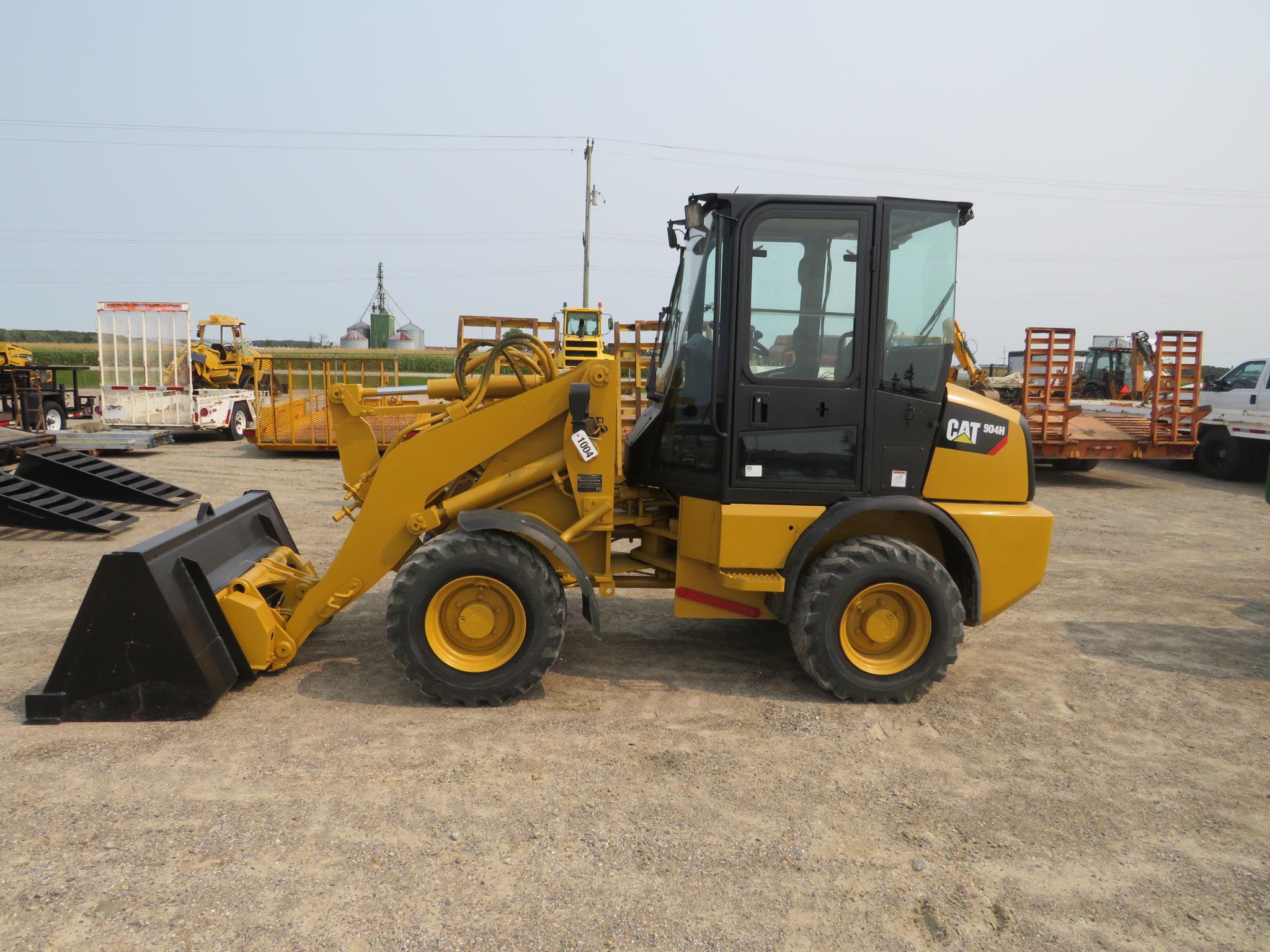 2011CAT 904H WHEEL LOADER