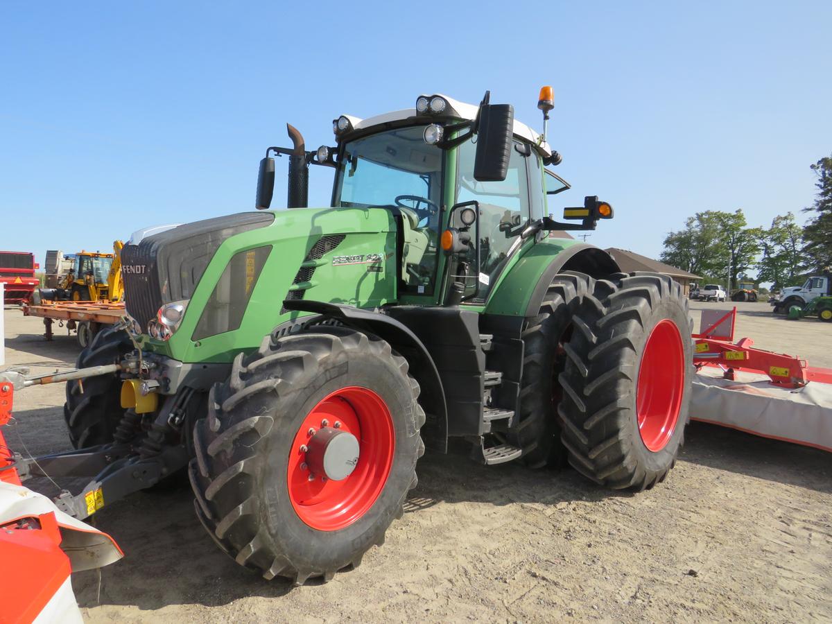 2014 FENDT 828 TRACTOR