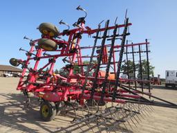 2011 SUNFLOWER 5035 'C' SHANK 32' CULTIVATOR