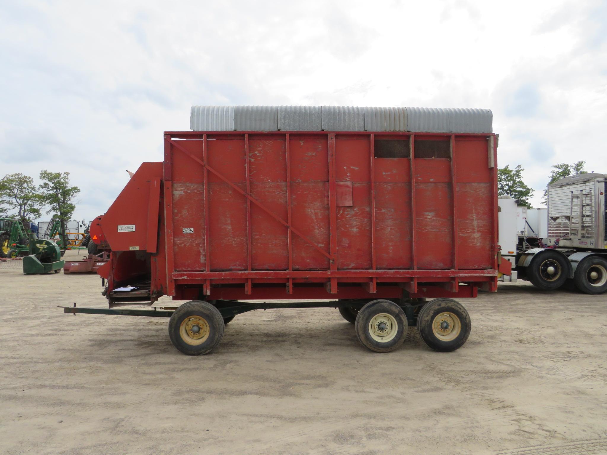 FORAGE KING 16' FORAGE WAGON