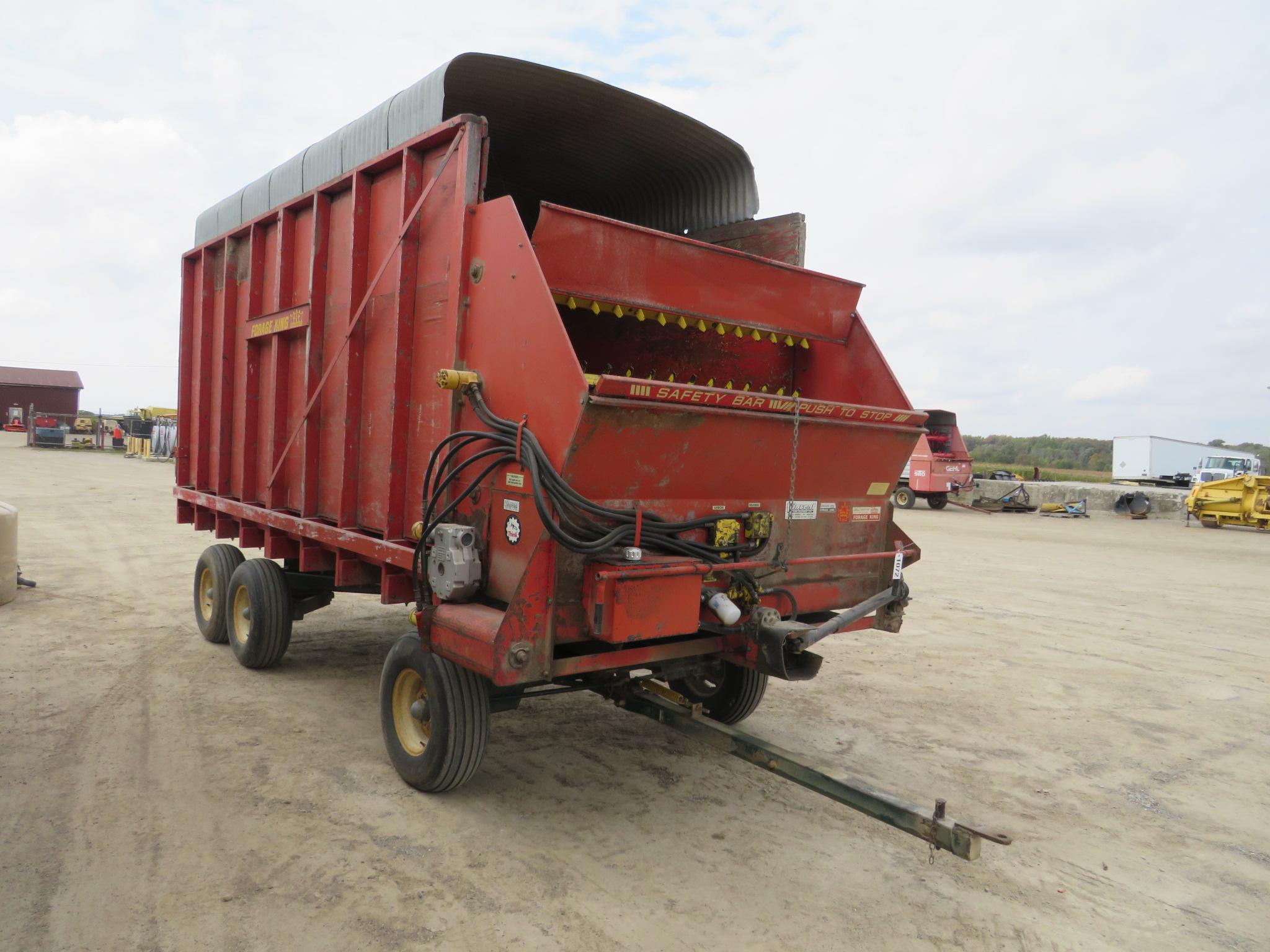 FORAGE KING 16' FORAGE WAGON