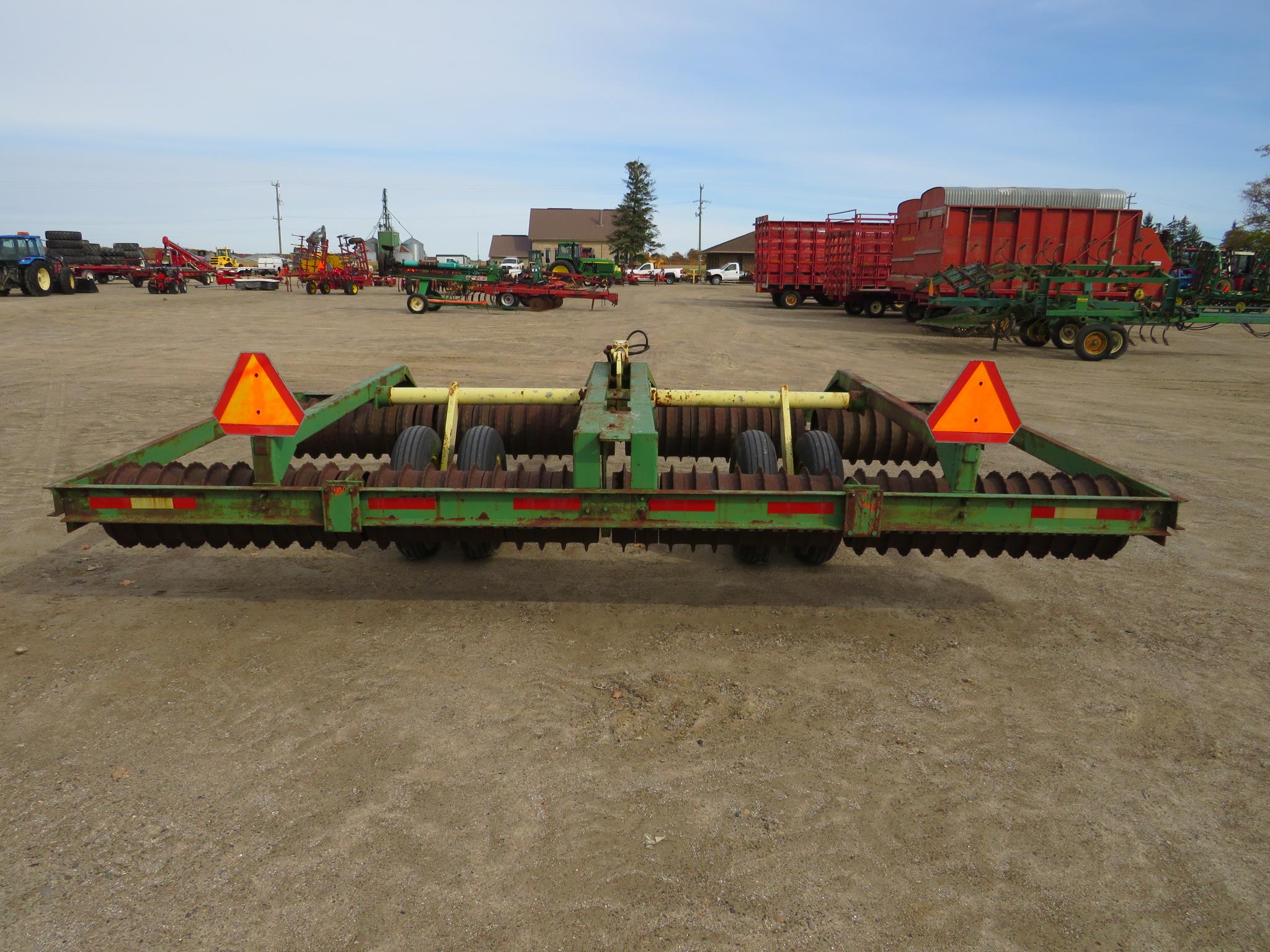 JOHN DEERE 15' PACKER