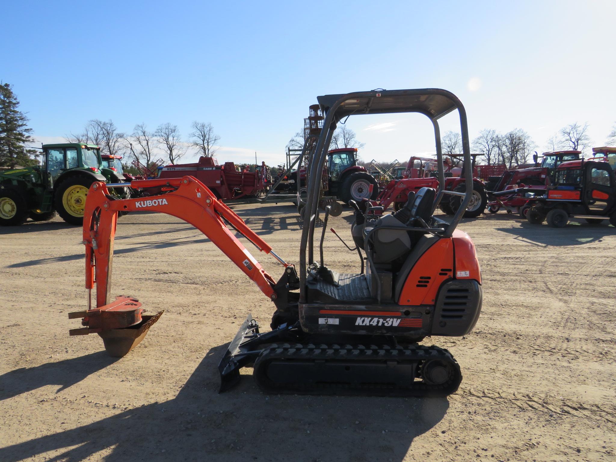 KUBOTA KX41-3V MINI EXCAVATOR