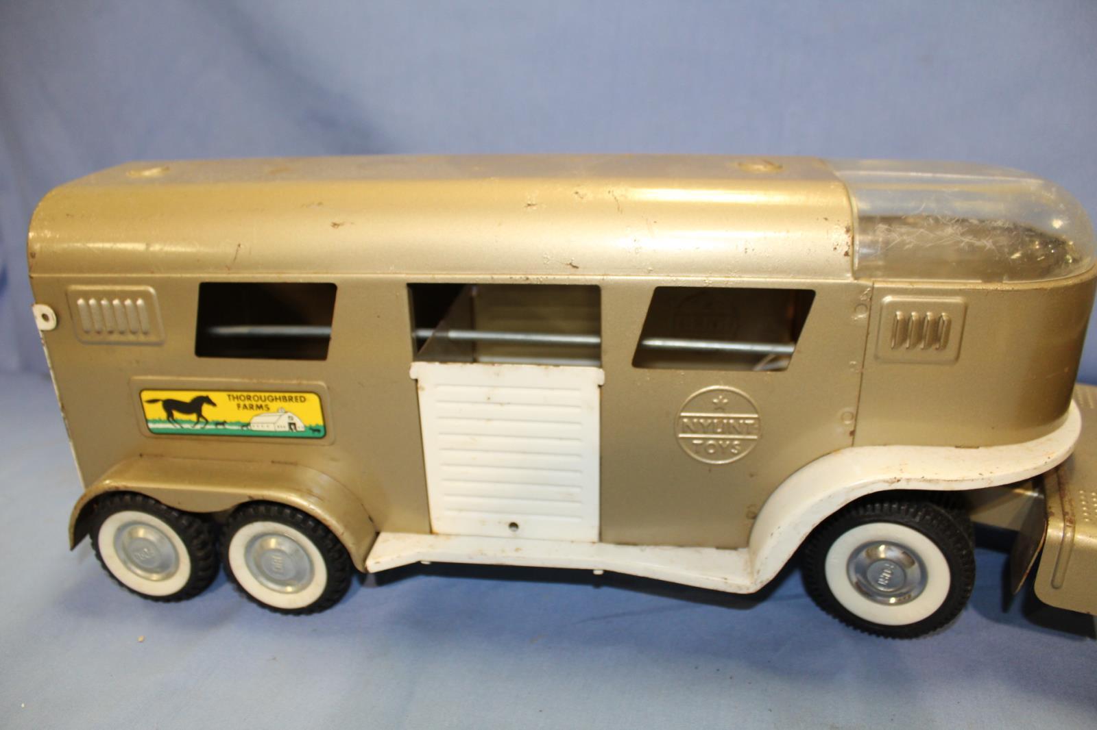 NYLINT HORSE VAN TRUCK & TRAILER 23 IN LONG