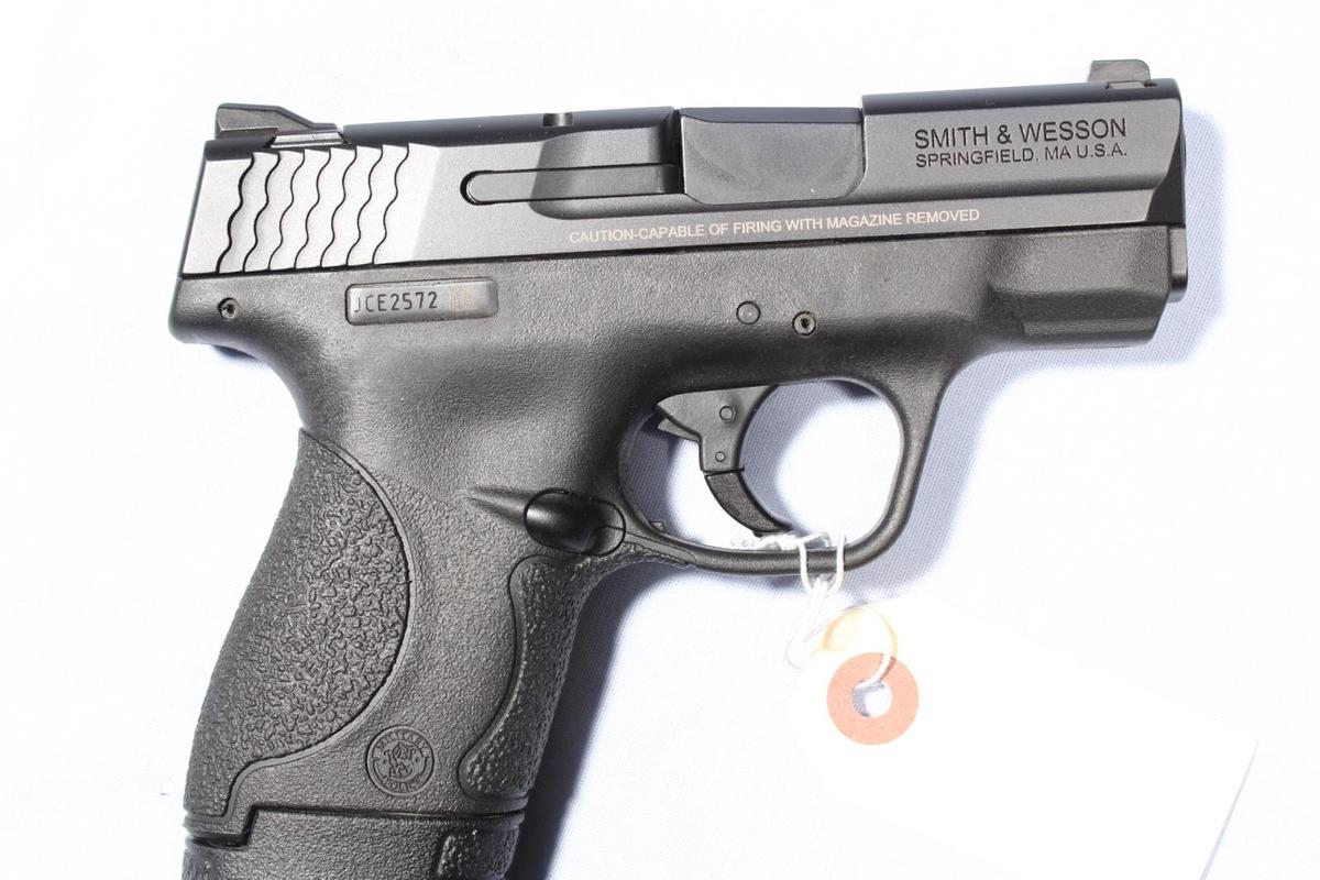 SMITH WESSON M&P SHIELD, SN JCE2572