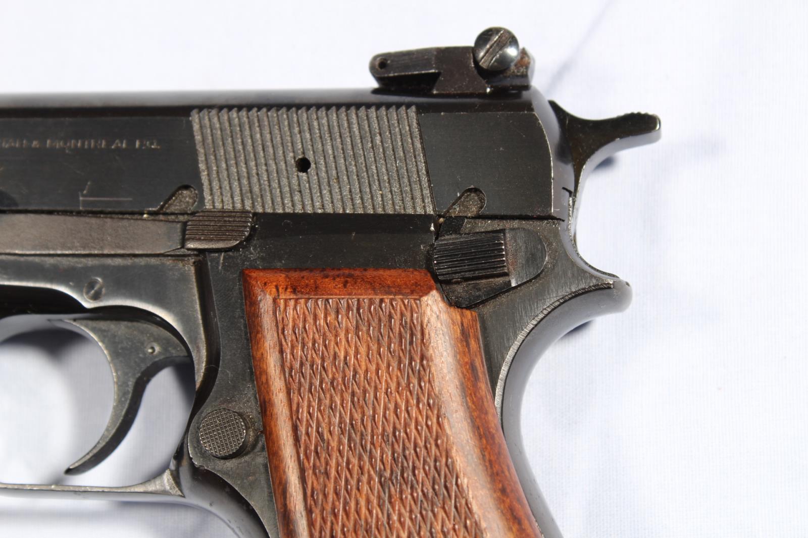 BELGIUM BROWNING HI POWER, SN 245RR85214,