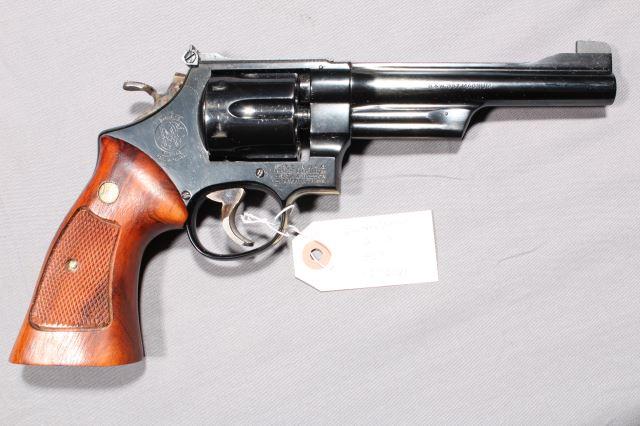 SMITH WESSON 27-2, SN N393168,
