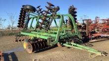 JOHN DEERE 230 WINGFOLD DISC