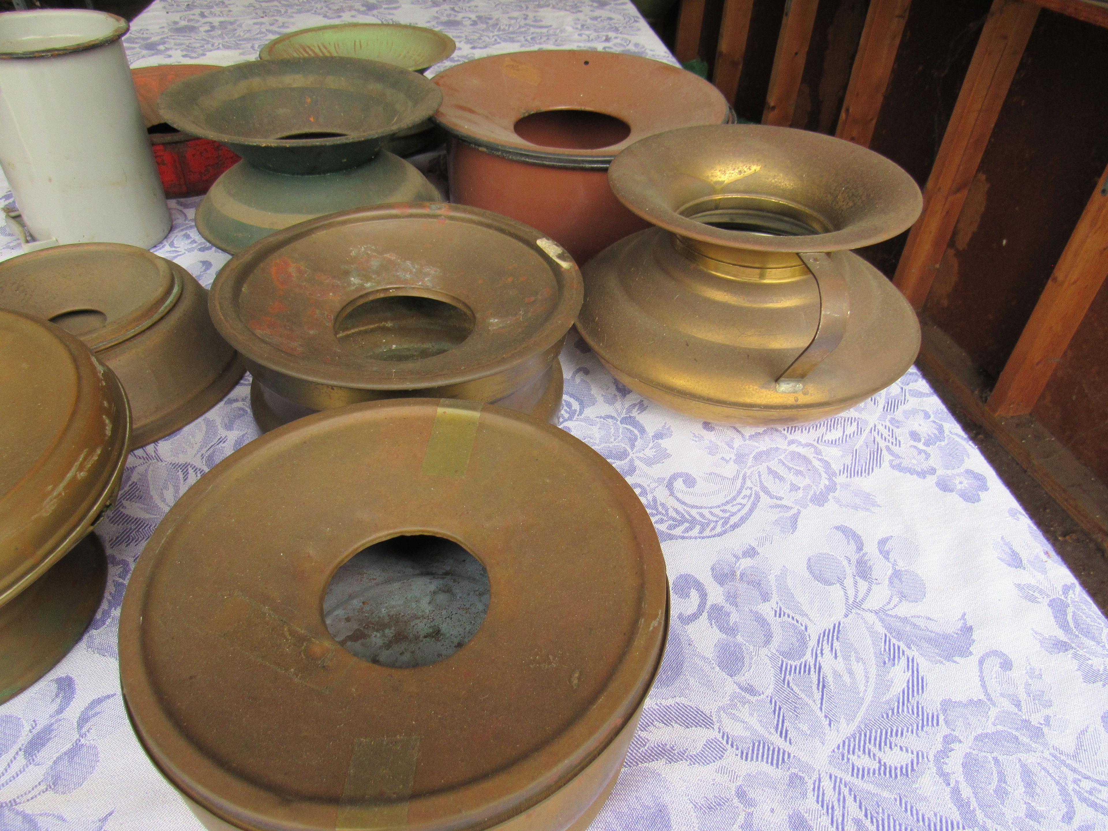 mixed spittoons (5) brass, (2) porcelainware, (3) galvanized tin