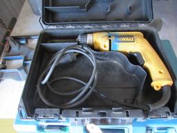 Dewalt corded 3/8" drill motor with easy chuck and plastic case works great