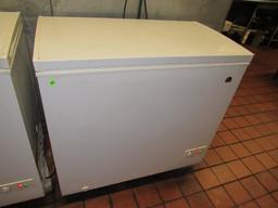 Igloo 36" chest freezer