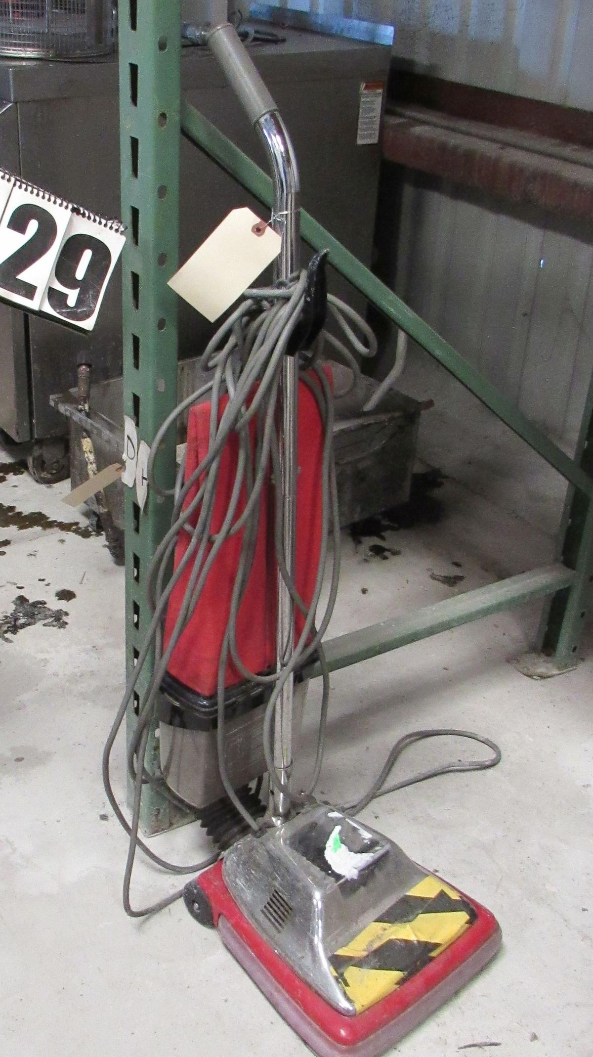 Sanitaire commercial vacuum