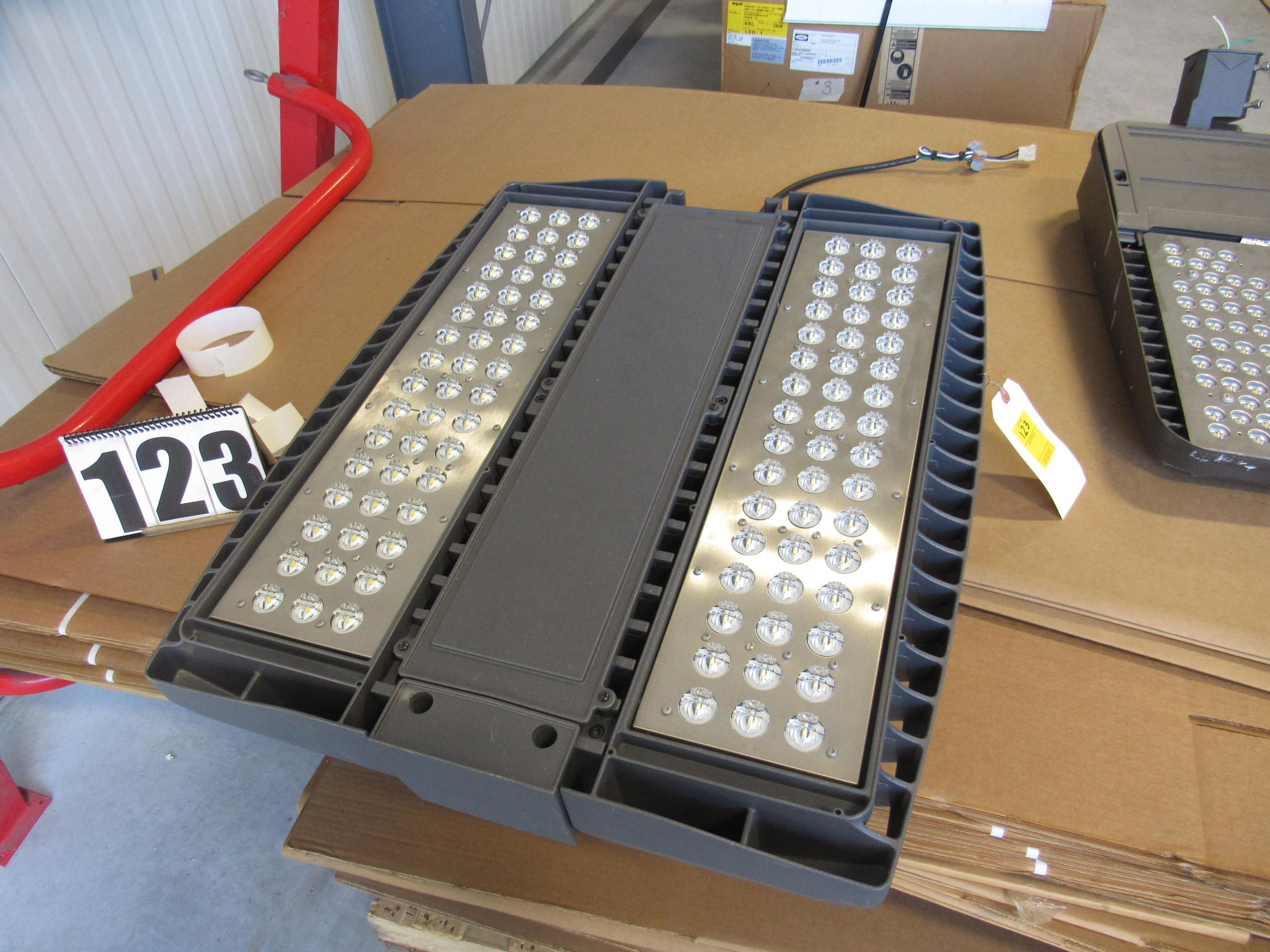 Beacon ball field LED light assembly