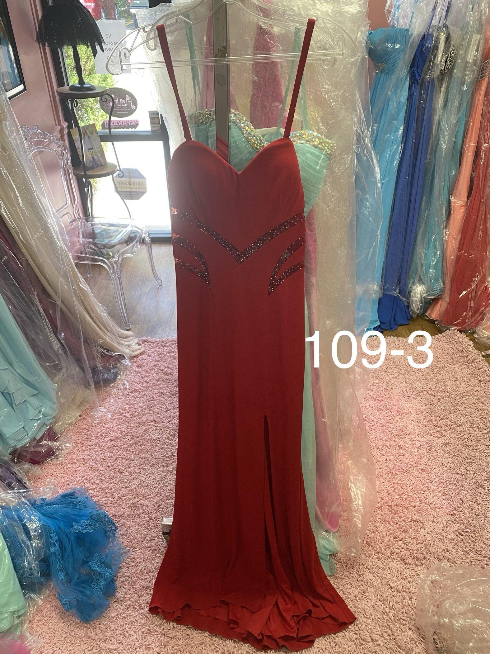 La Femme designer gowns & dresses size 0 & 2 for prom, pageants, homecoming, cocktail parties, & any