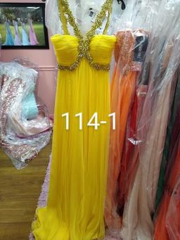 Sherri Hill designer formal gowns and dresses size 0, 2, & 4  for any formal occasion. Perfect for p