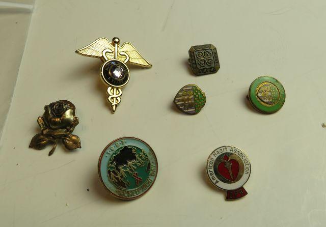 group of vintage lapel pins including  4H