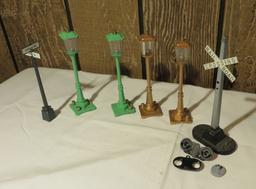 group of 4 Die cast Street Lights and Metal Street Signs, Metal Crossing Sign