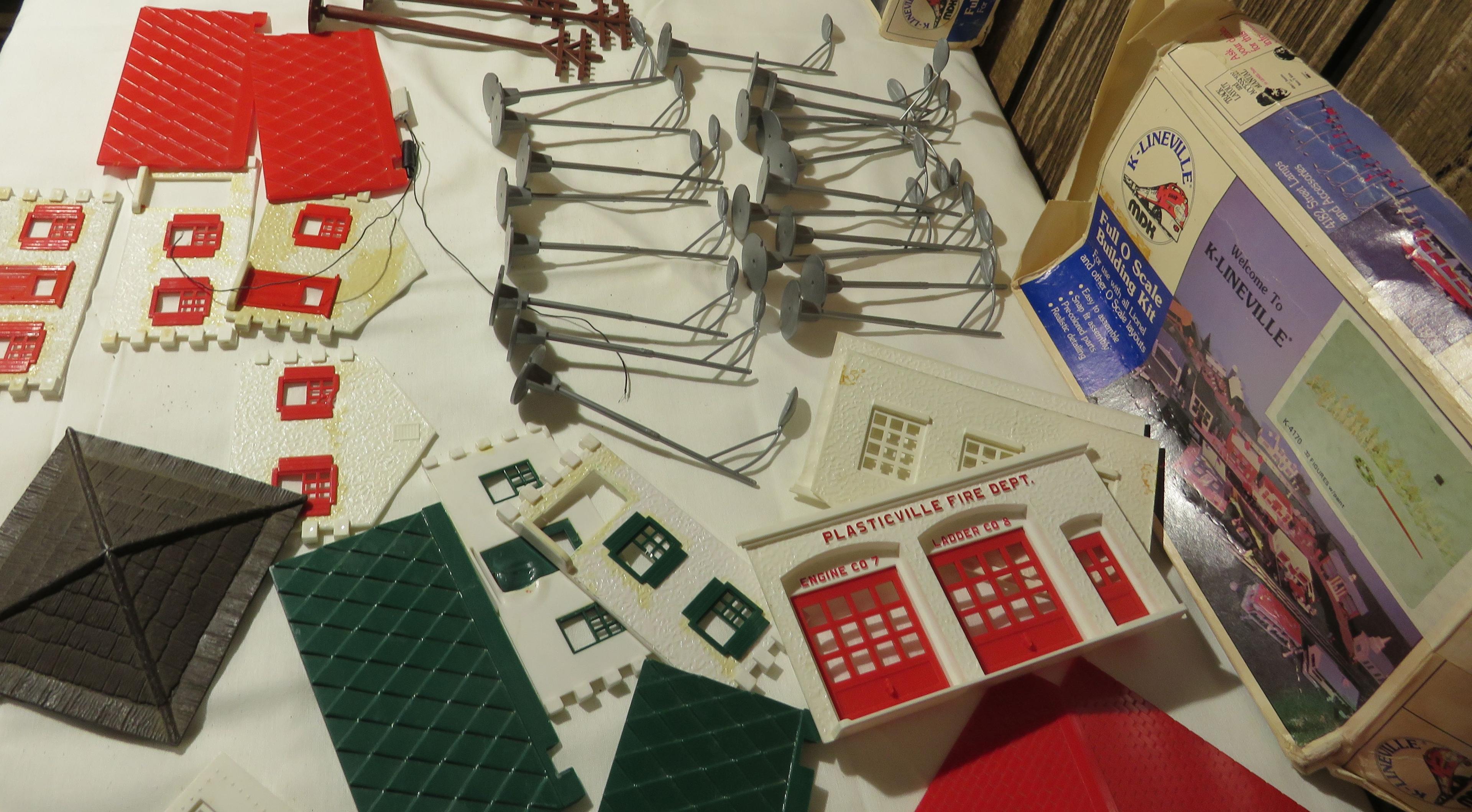 Group of Vintage O scale Building Kits with Snap-together Buildings and Street Lights