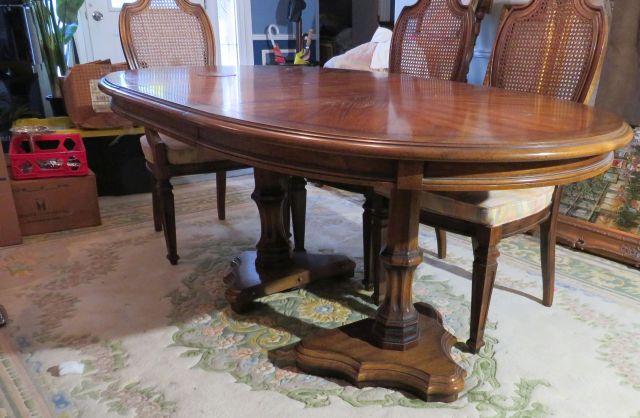 dining table with 6 matching chairs and extension leaf
