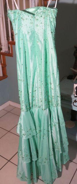 Mint green, size 6, Panoply strapless dress with flowing scarf.