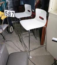 Modern Style Bar Stool, molded short back, chrome frame, seat 29”tall