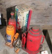 Bottle jacks (3) 6 ton, (1) 20 ton hydraulic jack