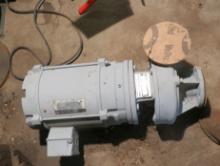 5hp Centrifugal water pump, 1 1/2" inlet outlet