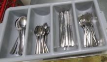 Stainless Steel Flatwear (88 Pieces with Tray)